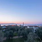 Panoramic View House Apartment