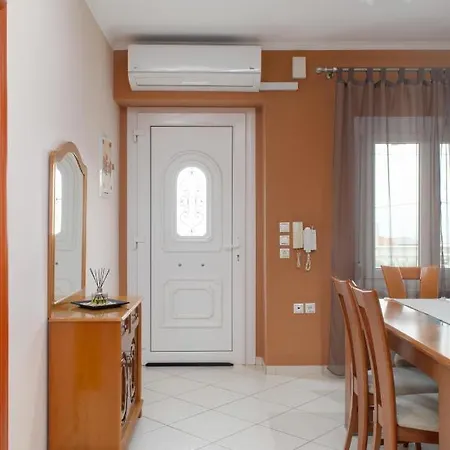 Panoramic View House *